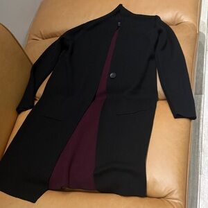 Elegant Black Blazer with Burgundy Lining